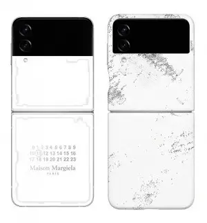 Galaxy_Flip_4_New_2022.webp